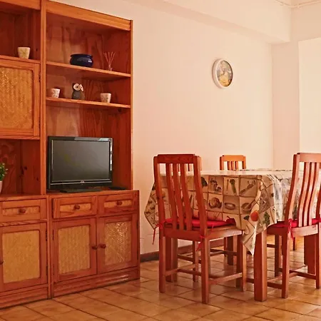 Comfy At Clube Da Rocha Портиман